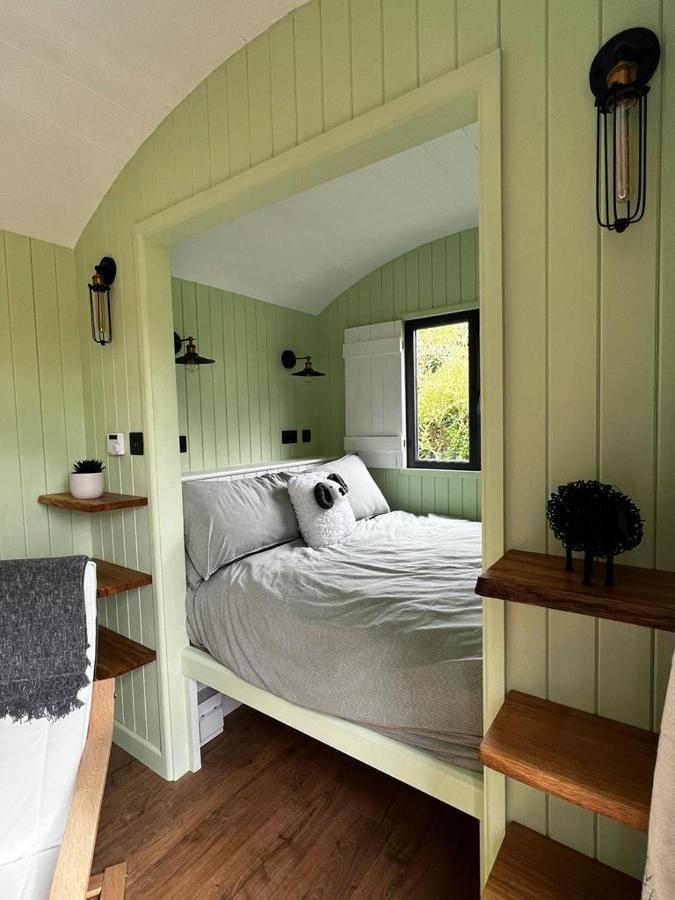 Hettie Luxury Shepherds Hut Semley Εξωτερικό φωτογραφία